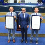 De jugar a ser árbitro con tarjetas improvisadas a dirigir una semifinal del Mundial